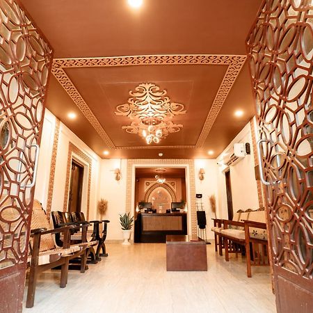 Sinon Baga Retreat Hotel Bagian luar foto